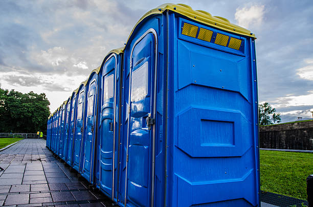Best Porta potty rental near me  in Holyoke, MA